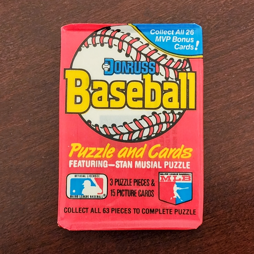 Vintage baseball card pack!